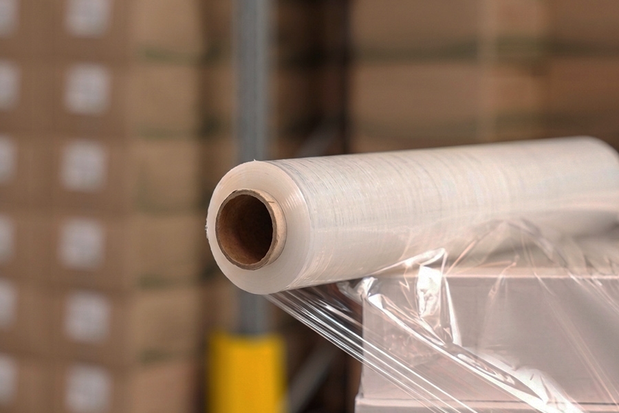Hand stretch films - industrial warehouse packaging and load protection - Krytape